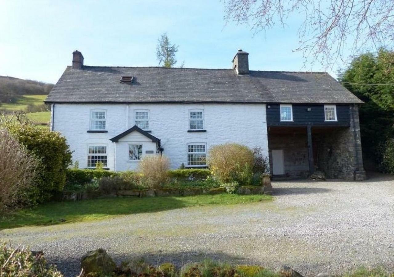 Appartement Dolifor à Llanwrthwl Extérieur photo